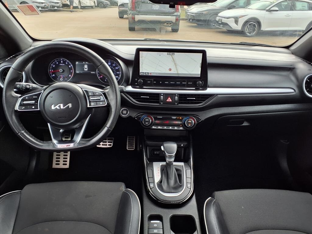 2023 Kia Forte GT-Line photo 3