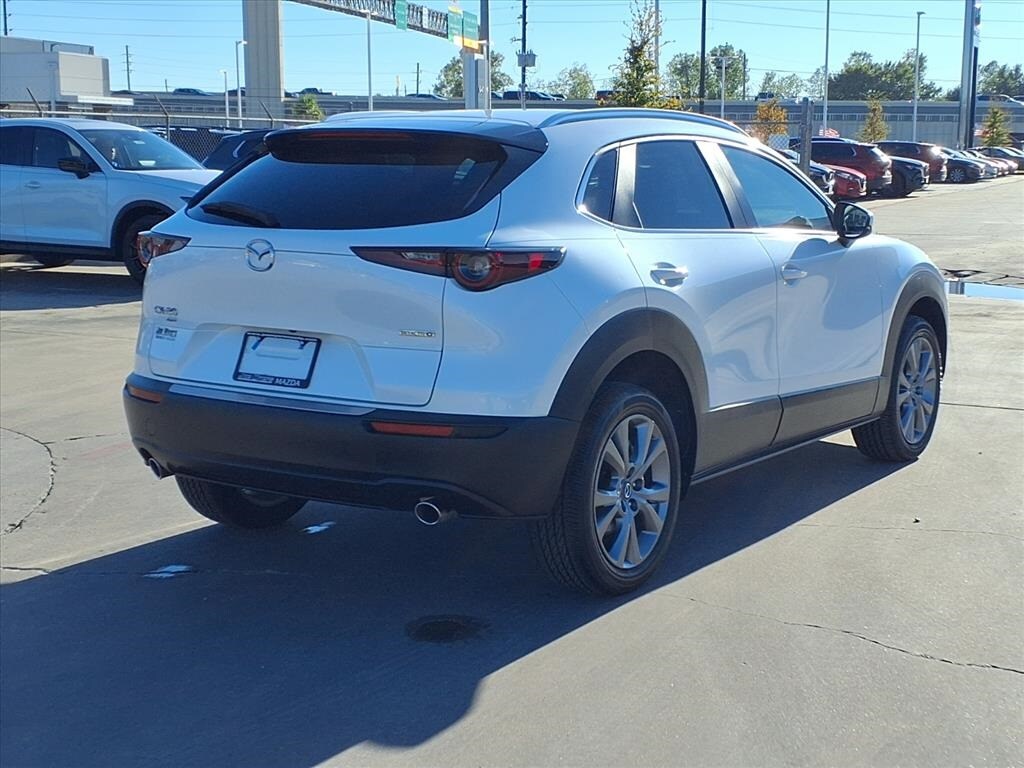2025 Mazda CX-30 2.5 S Preferred photo 3