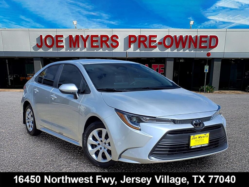 Used 2026 Toyota Corolla LE Sedan