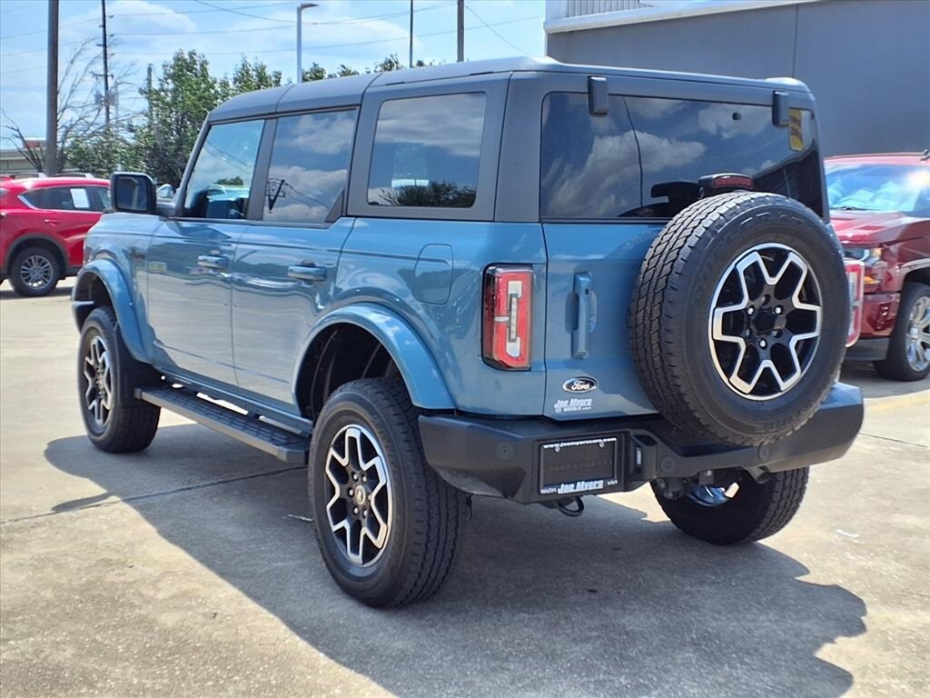 2023 Ford Bronco Base Big Bend Black Diamond Outer Banks photo 3