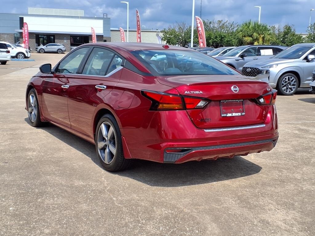 2021 Nissan Altima 2.5 SV photo 2