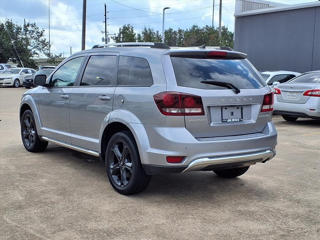 2020 Dodge Journey Crossroad photo 3