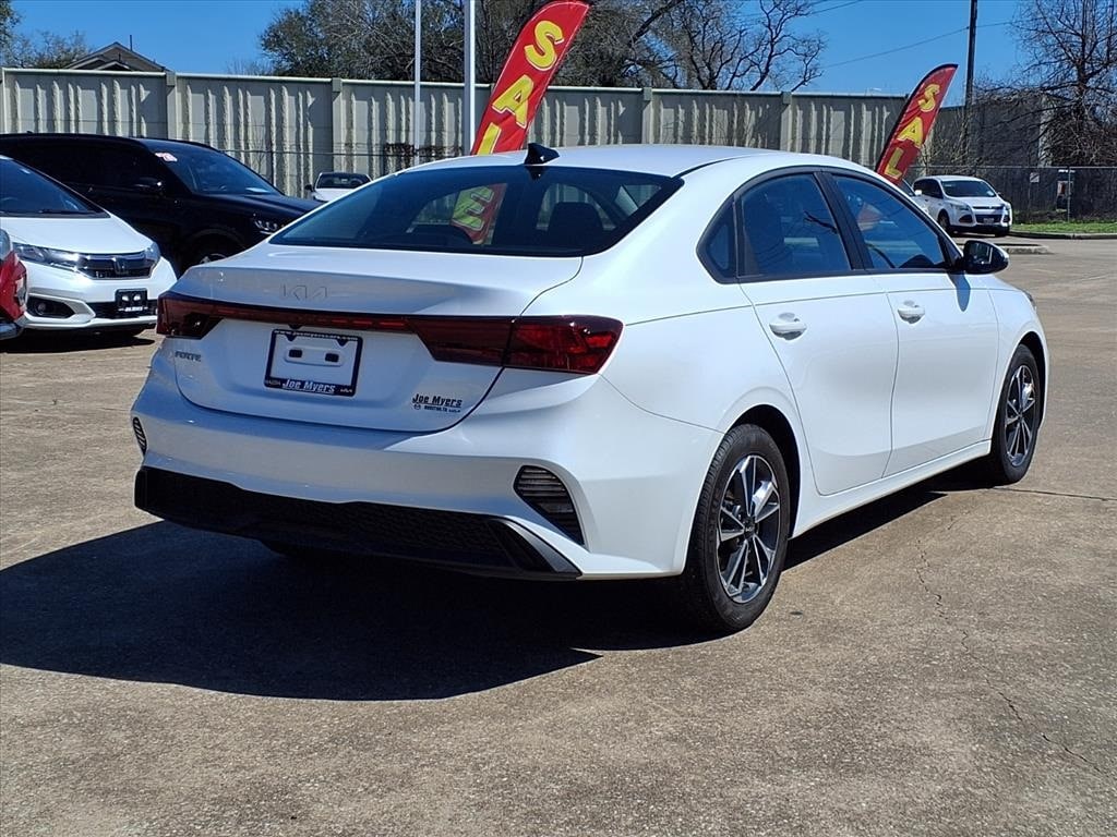 Certified 2024 Kia Forte LXS Sedan