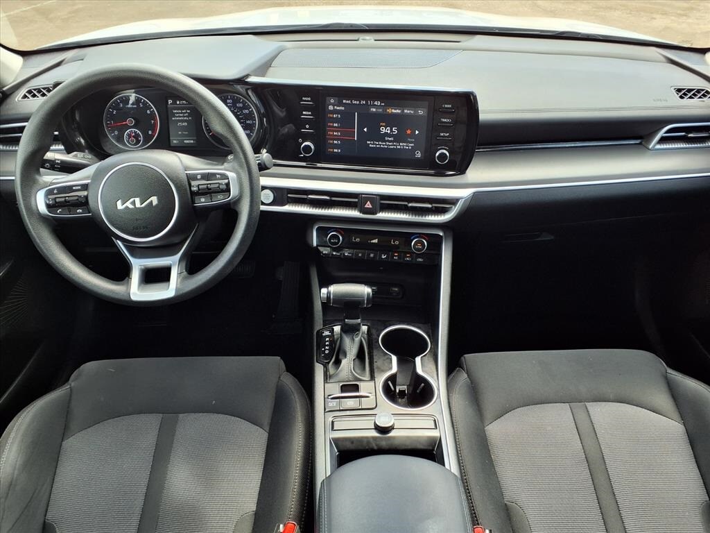 2022 Kia K5 LXS photo 4
