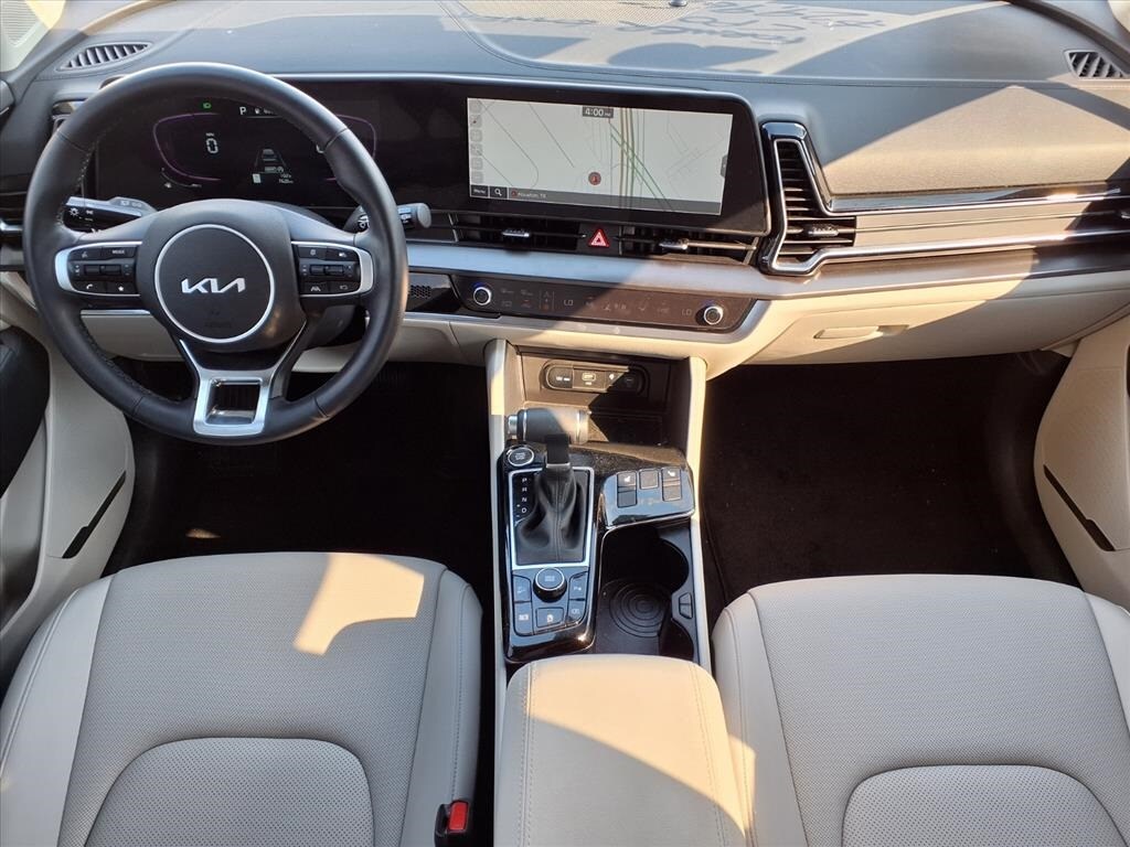 2025 Kia Sportage EX photo 4