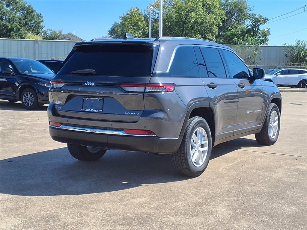 Used 2024 Jeep Grand Cherokee Laredo SUV