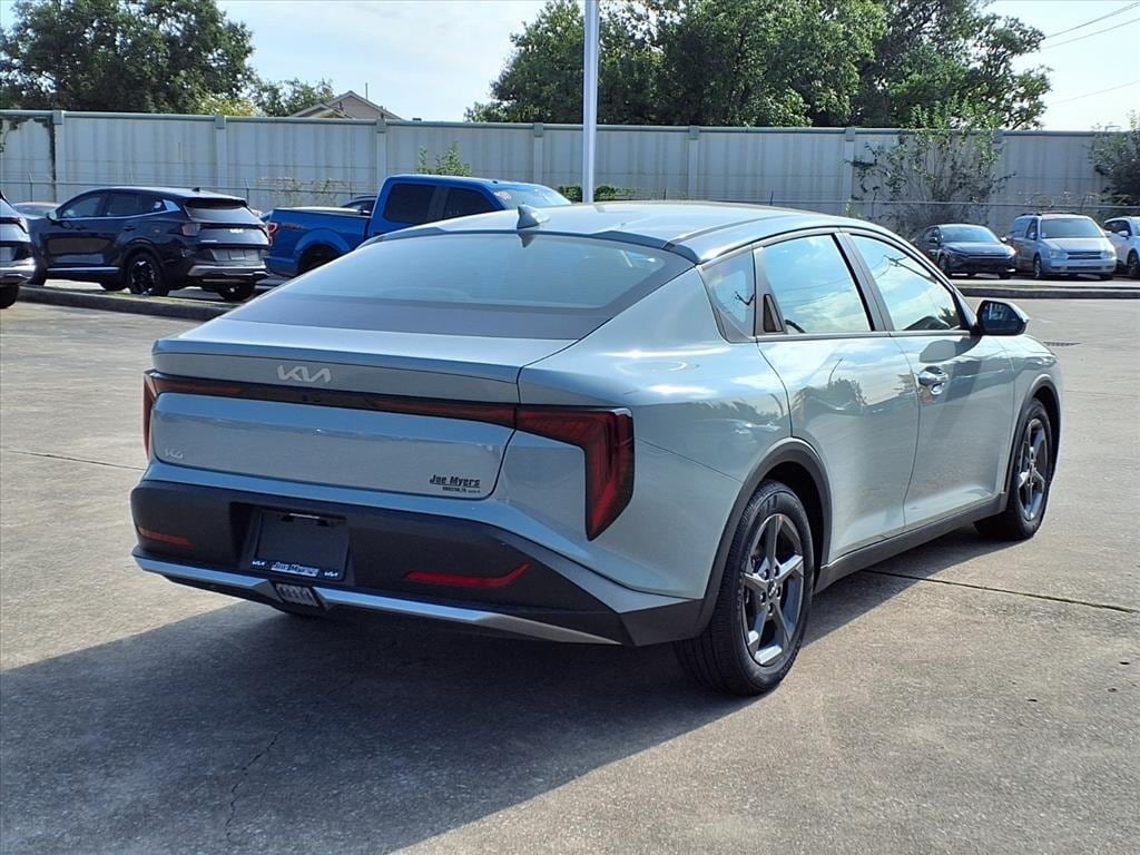 Certified 2025 Kia K4 LXS Sedan