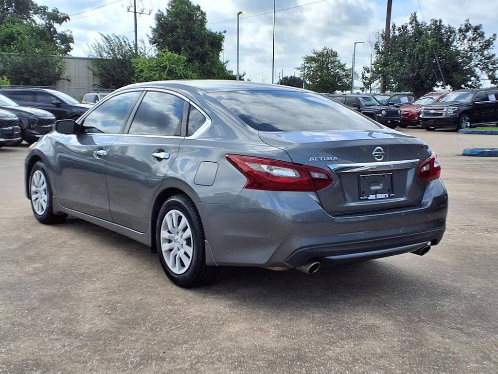 Used 2018 Nissan Altima S with VIN 1N4AL3AP3JC230808 for sale in Jersey Village, TX