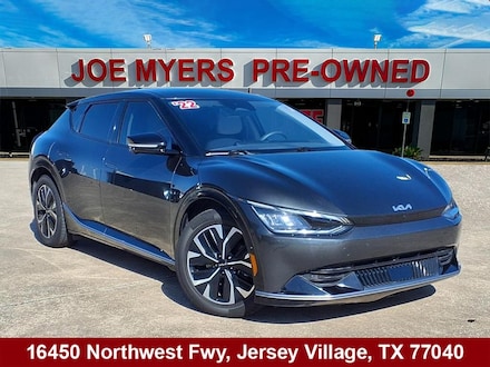 2022 Kia EV6 Wind SUV