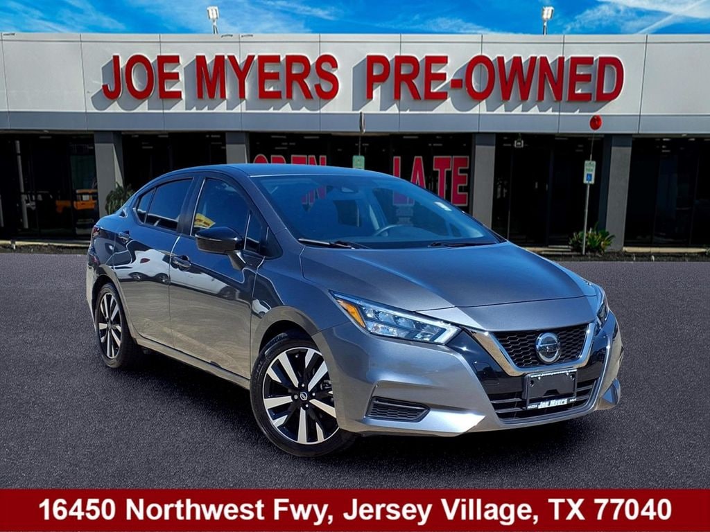 Used 2022 Nissan Versa 1.6 SR Sedan