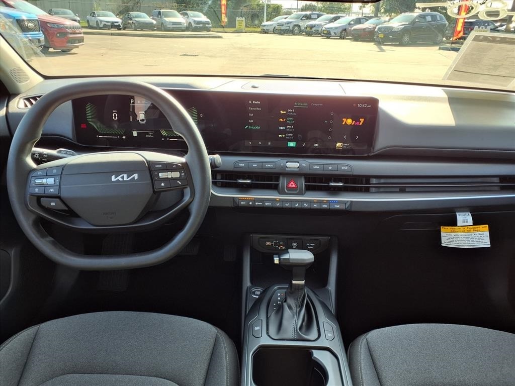 Certified 2025 Kia K4 LXS Sedan