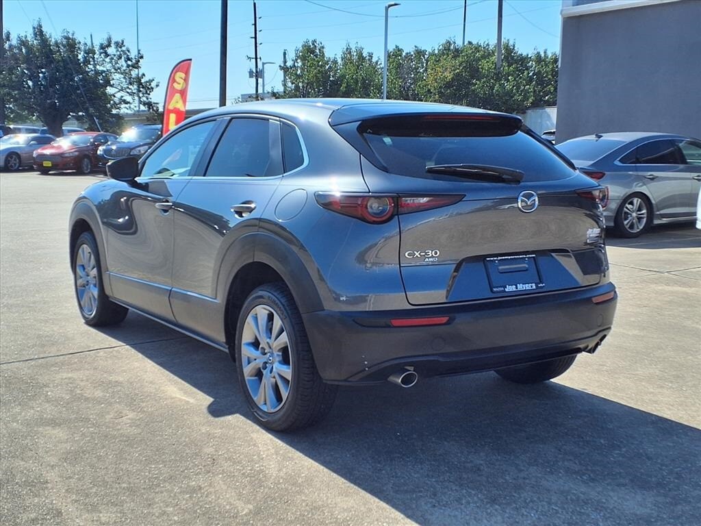 2022 Mazda CX-30 2.5 Select photo 2
