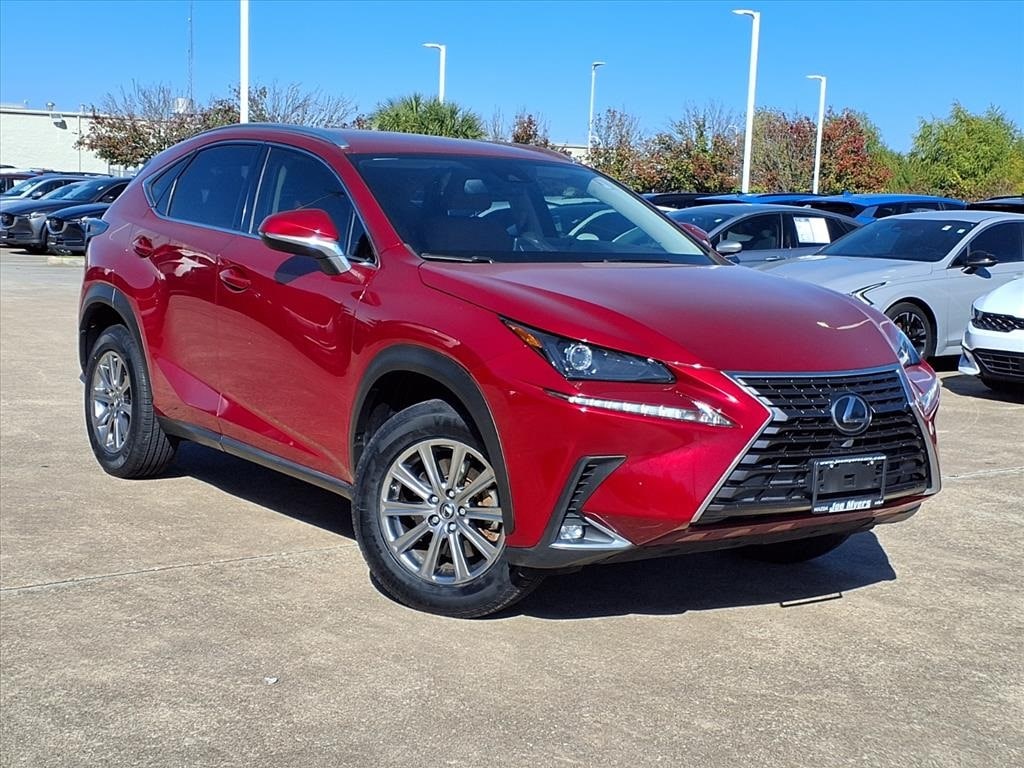2021 Lexus NX 300's photo
