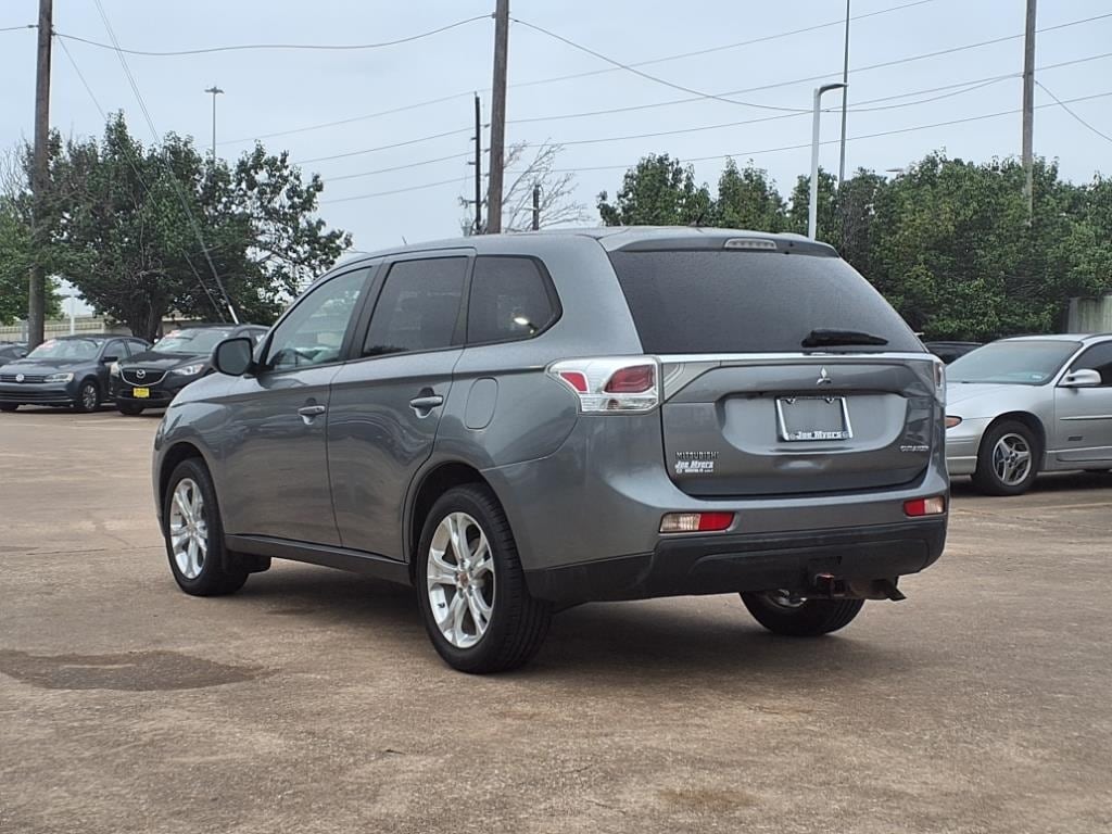 Used 2014 Mitsubishi Outlander SE with VIN JA4AZ3A37EZ009604 for sale in Jersey Village, TX