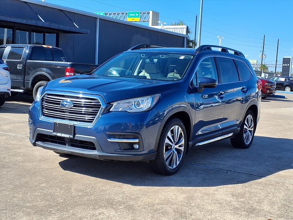 2021 Subaru Ascent Limited photo 2