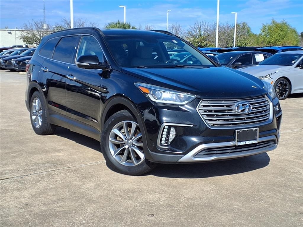 2017 Hyundai Santa Fe SE