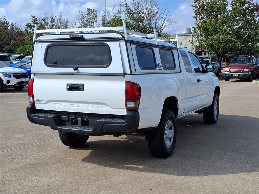 2022 Toyota Tacoma SR photo 4