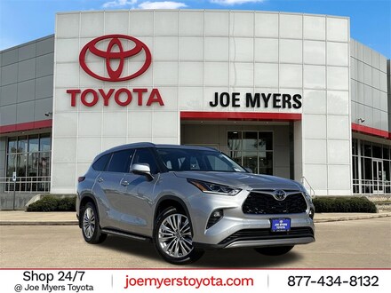 2023 Toyota Highlander Platinum SUV