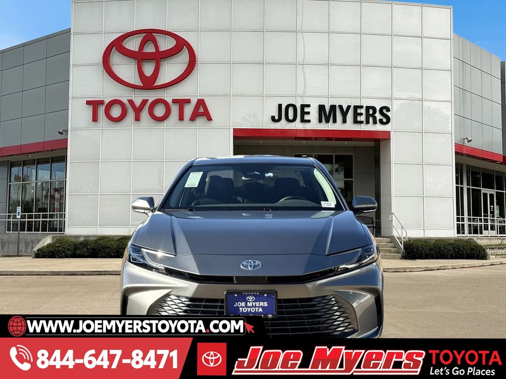 New 2026 Heavy Metallic Toyota XLE image 6