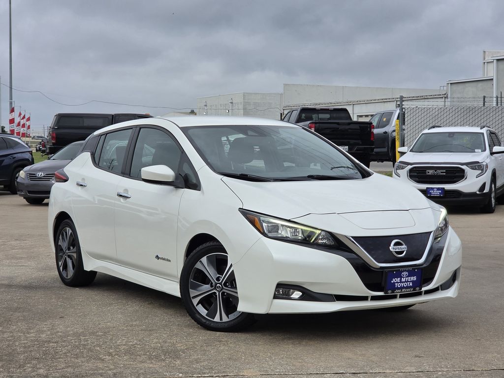 Used 2018 Nissan LEAF SV with VIN 1N4AZ1CP0JC308834 for sale in Houston, TX