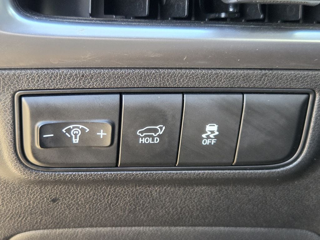 Used 2025 Atlantis Blue Hyundai SEL image 24