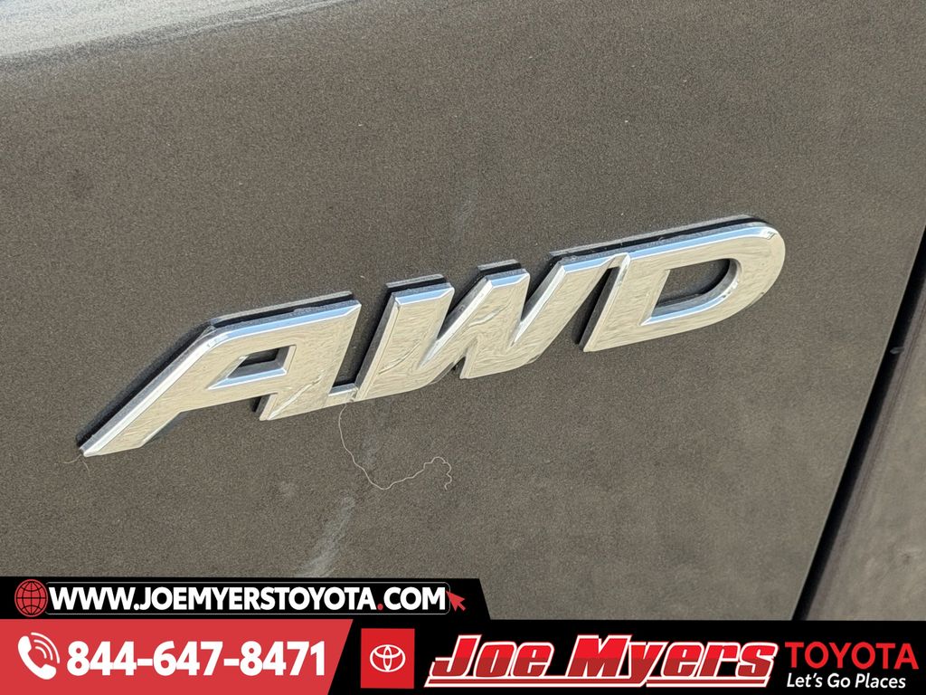 Used 2022 Sonic Gray Pearl Honda EX image 11