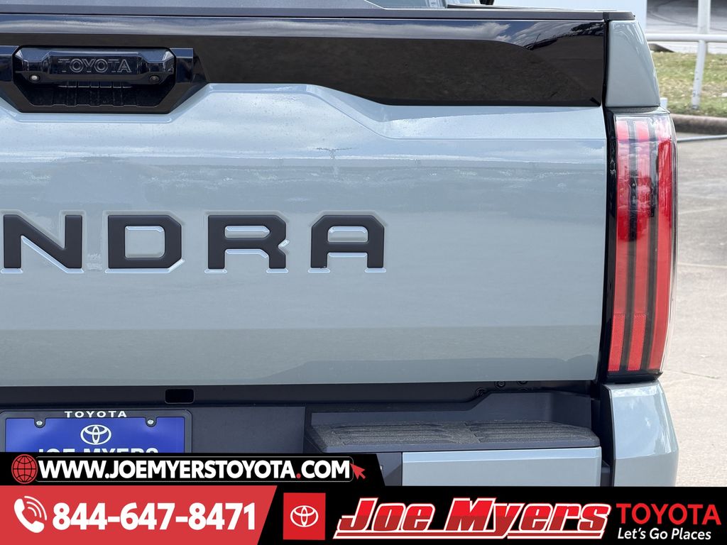 New 2026 Lunar Rock Toyota Platinum image 9