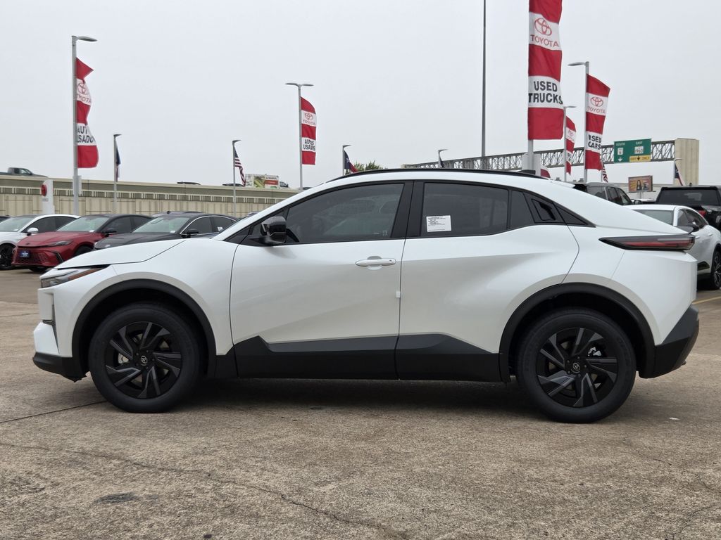 New 2026 Wind Chill Pearl Toyota SE image 6