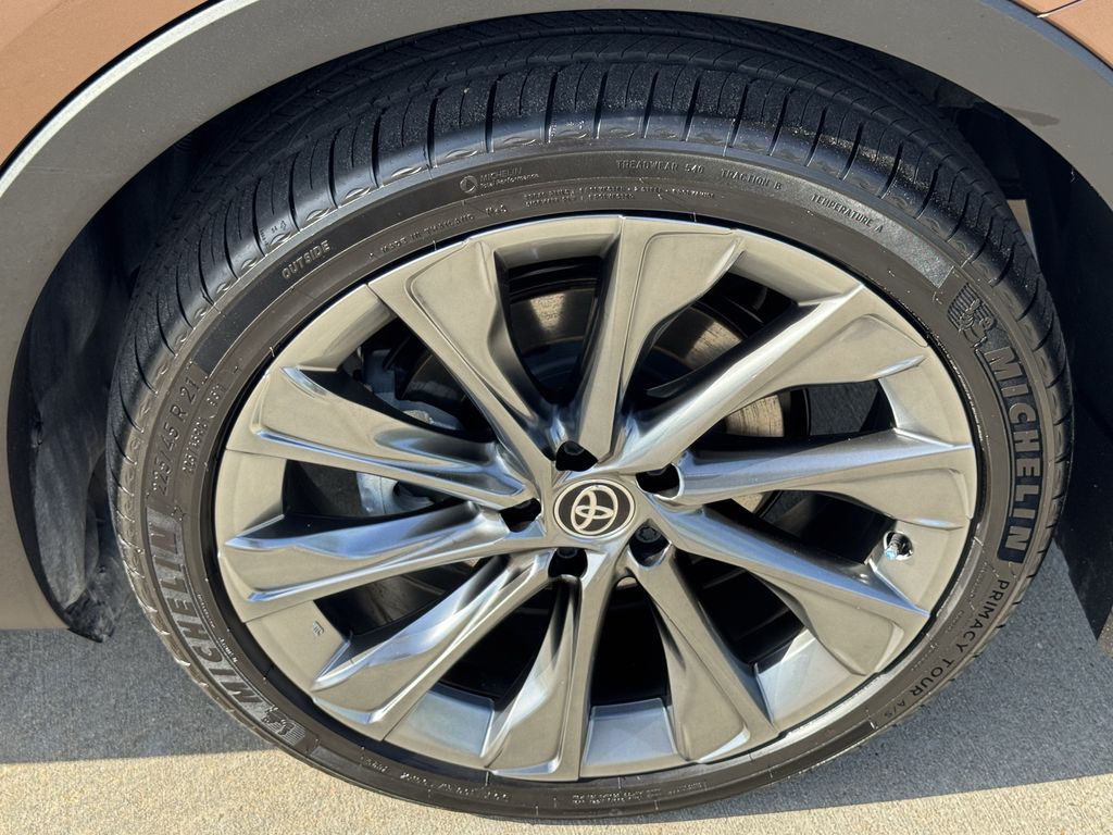 Used 2026 Bronze Toyota Limited image 8