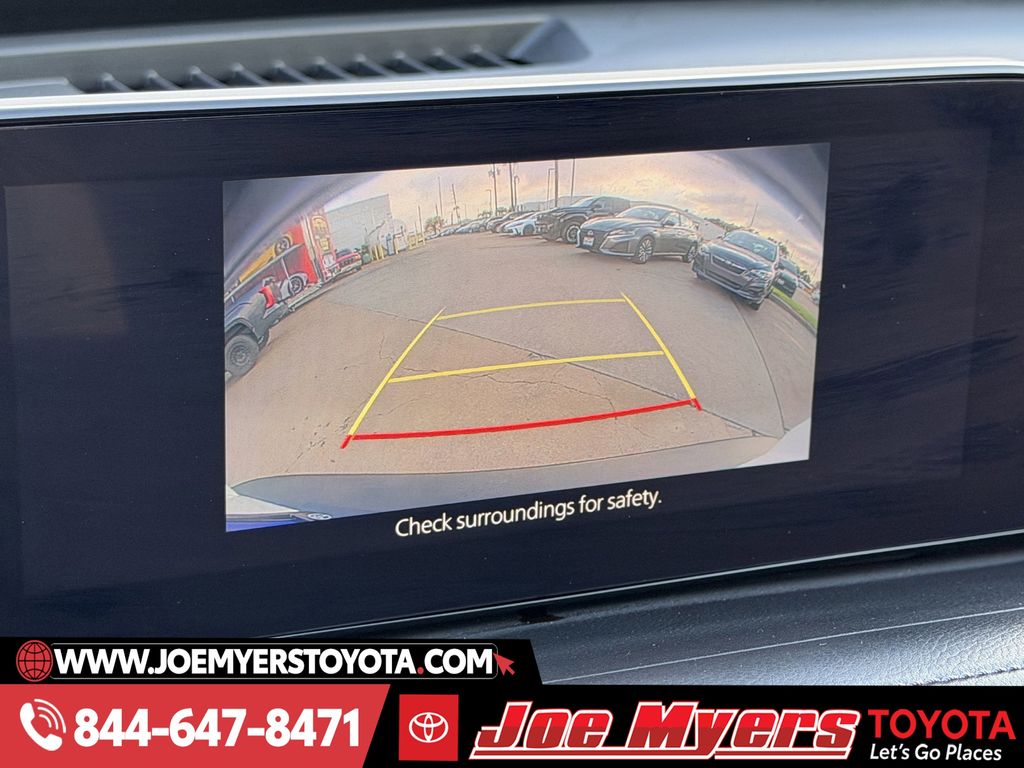 Used 2025 Snowflake White Pearl Mica Mazda 2.5 S Preferred Package image 19