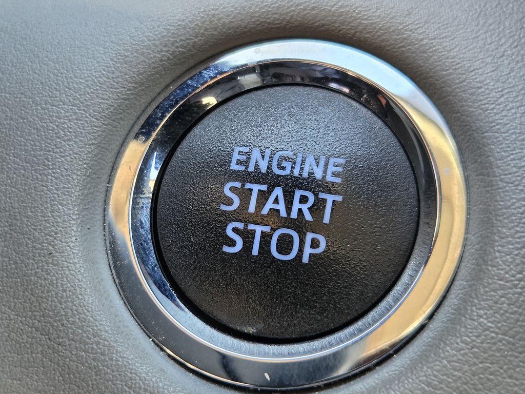 Used 2022 Moon Dust Toyota XLE image 22