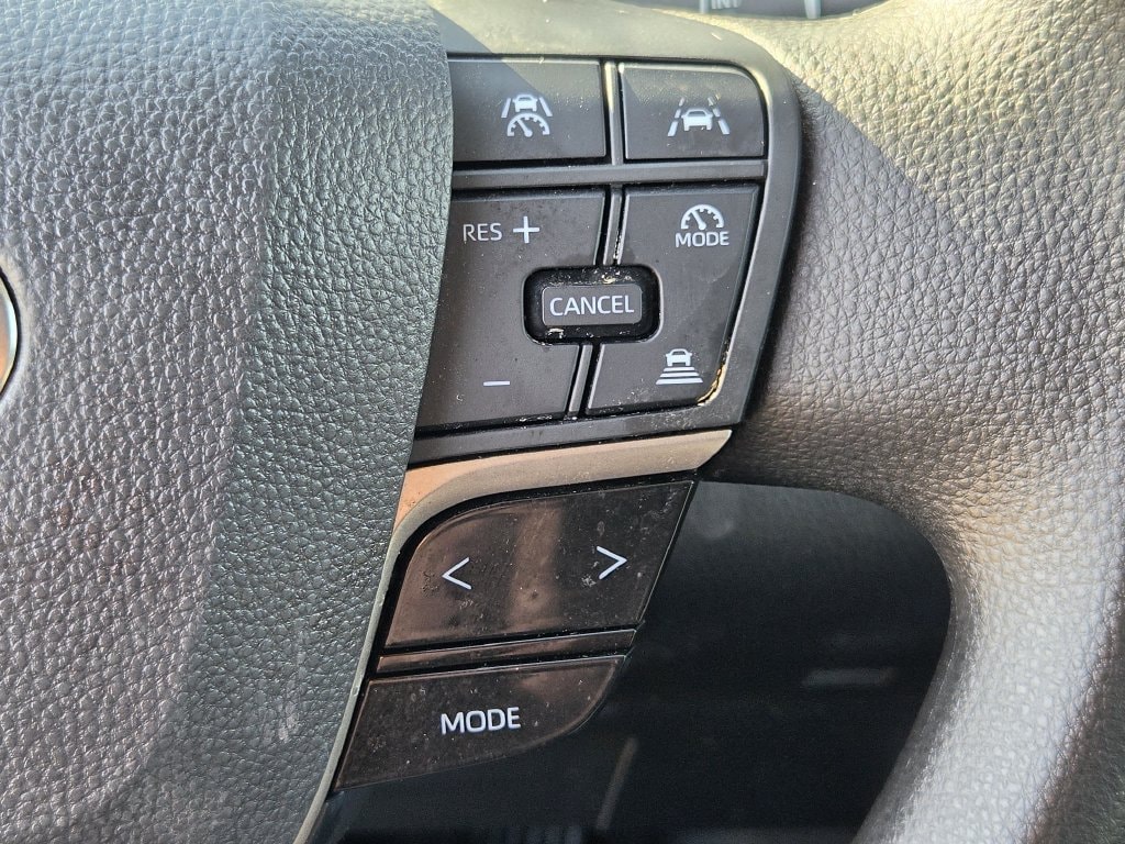 Used 2026 Ice Toyota LE image 23