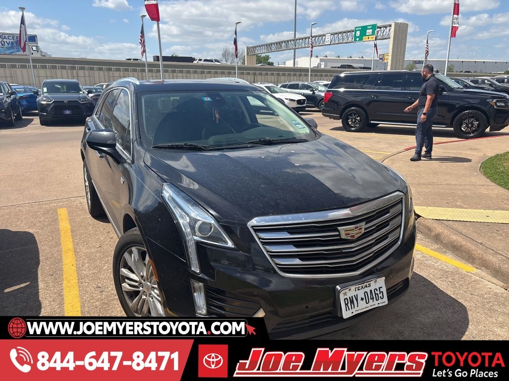 Used 2018 Stellar Black Metallic Cadillac Luxury image 5
