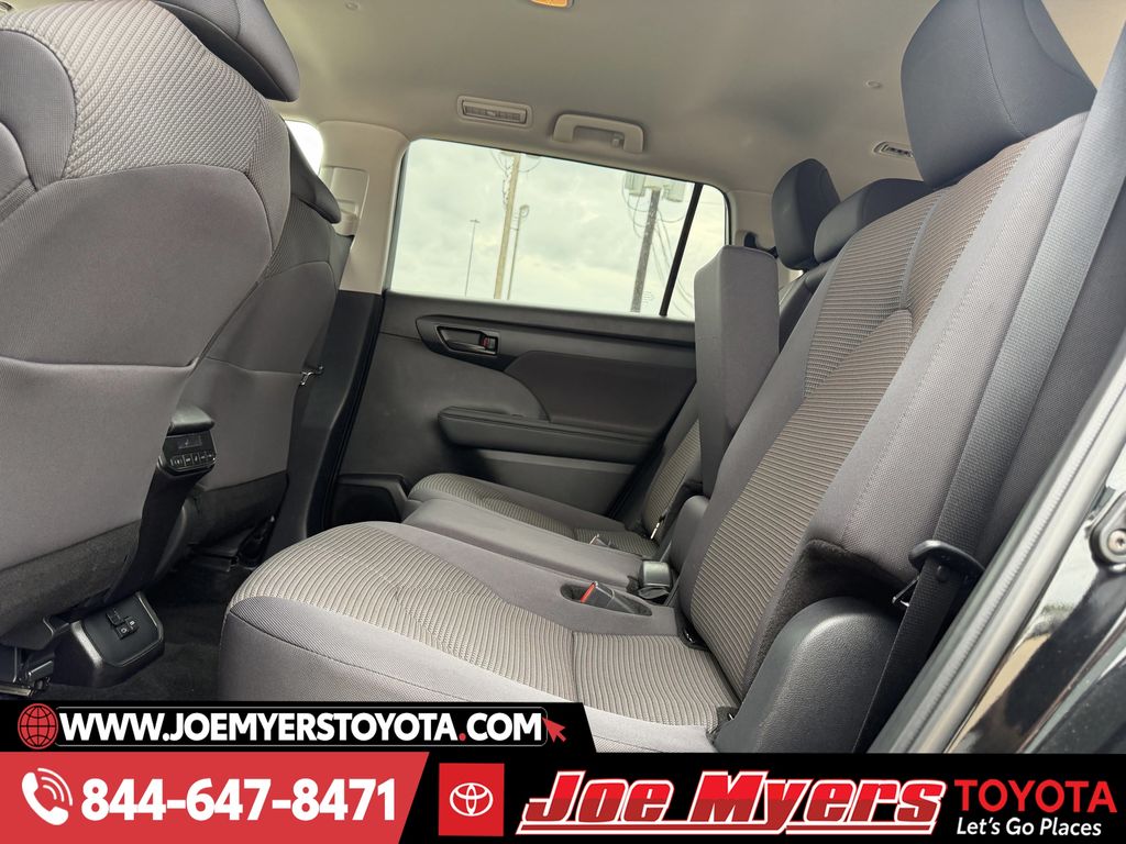 Used 2025 Midnight Black Metallic Toyota LE image 29