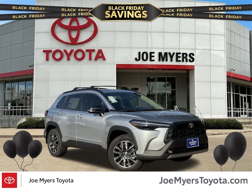 2026 Toyota Corolla Cross XLE's photo