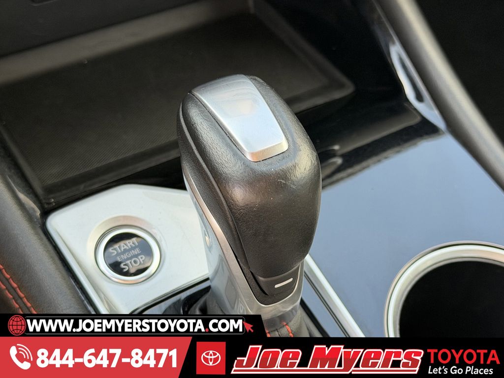 Used 2025 Super Black Clearcoat Nissan 2.5 SR image 21