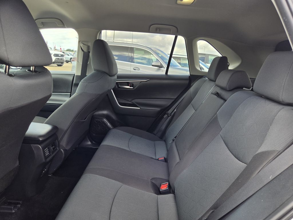 Used 2025 Silver Sky Metallic Toyota XLE image 29