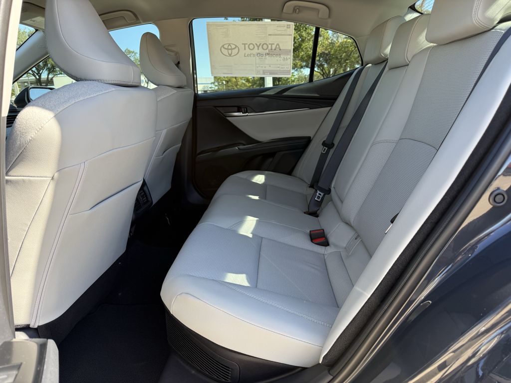 2026 Toyota Camry XLE - Photo 18