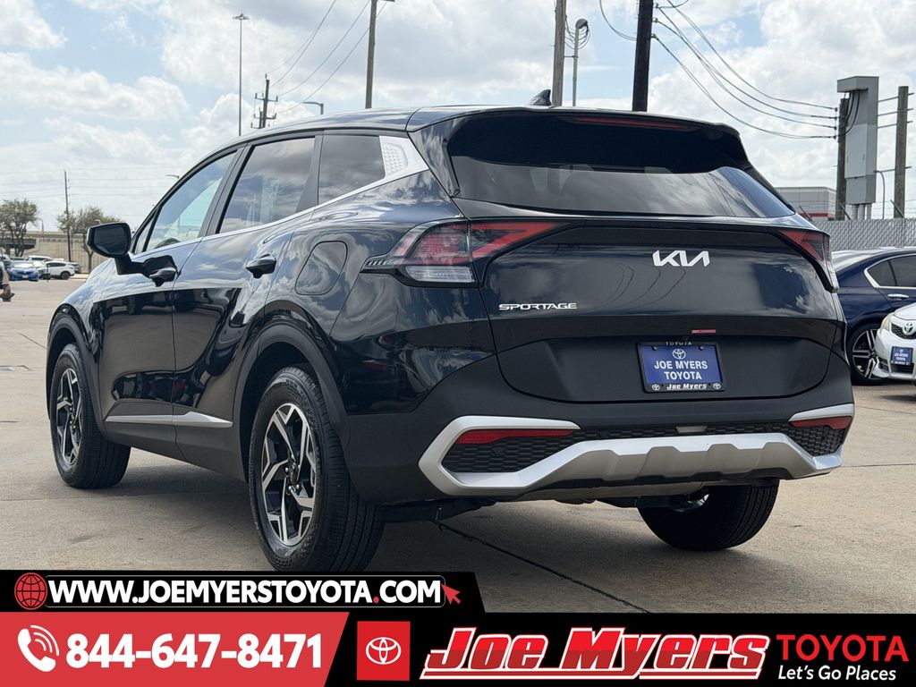 Used 2025 Ebony Black Kia LX image 7