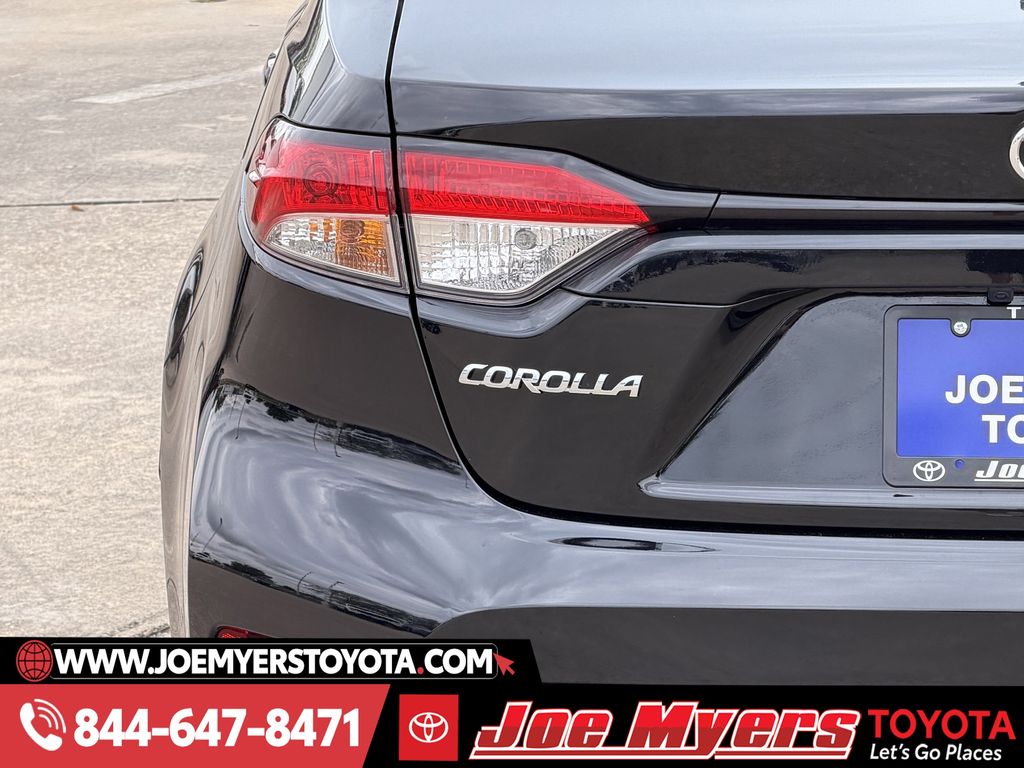 Used 2024 Midnight Black Metallic Toyota LE image 10