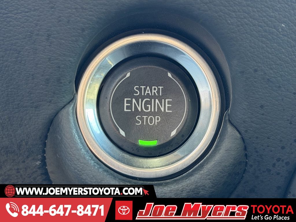 Used 2025 Black Chevrolet LT image 22