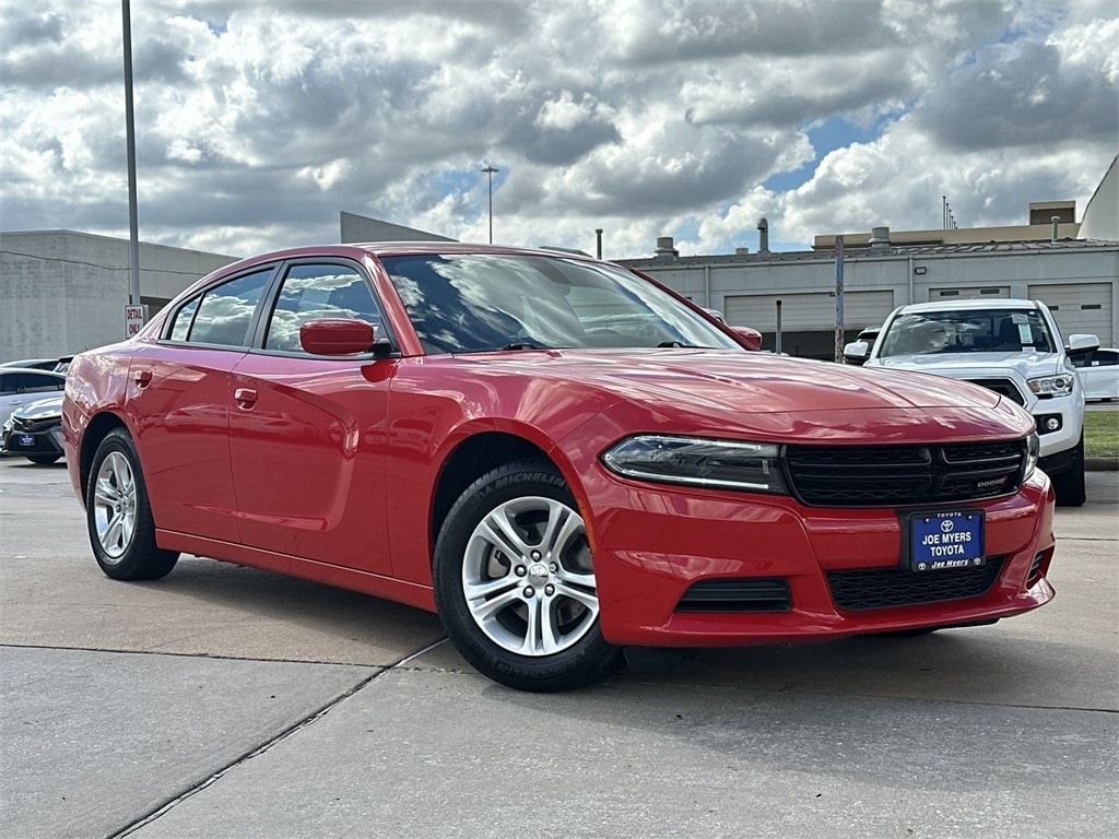 Used 2022 Dodge Charger SXT with VIN 2C3CDXBG5NH196738 for sale in Houston, TX