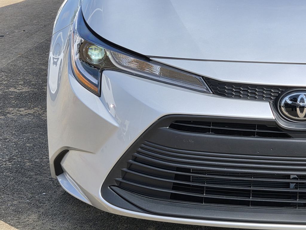 Used 2026 Classic Silver Metallic Toyota LE image 5