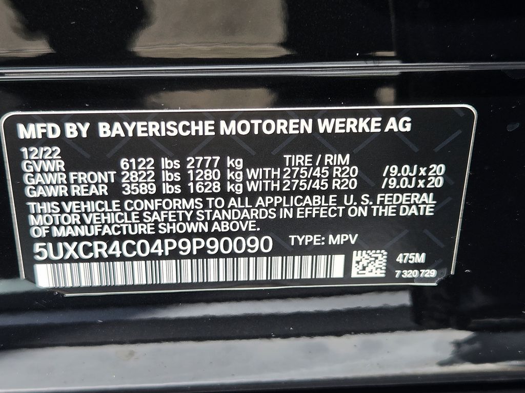 Used 2023 Black Sapphire Metallic BMW sDrive40i image 32