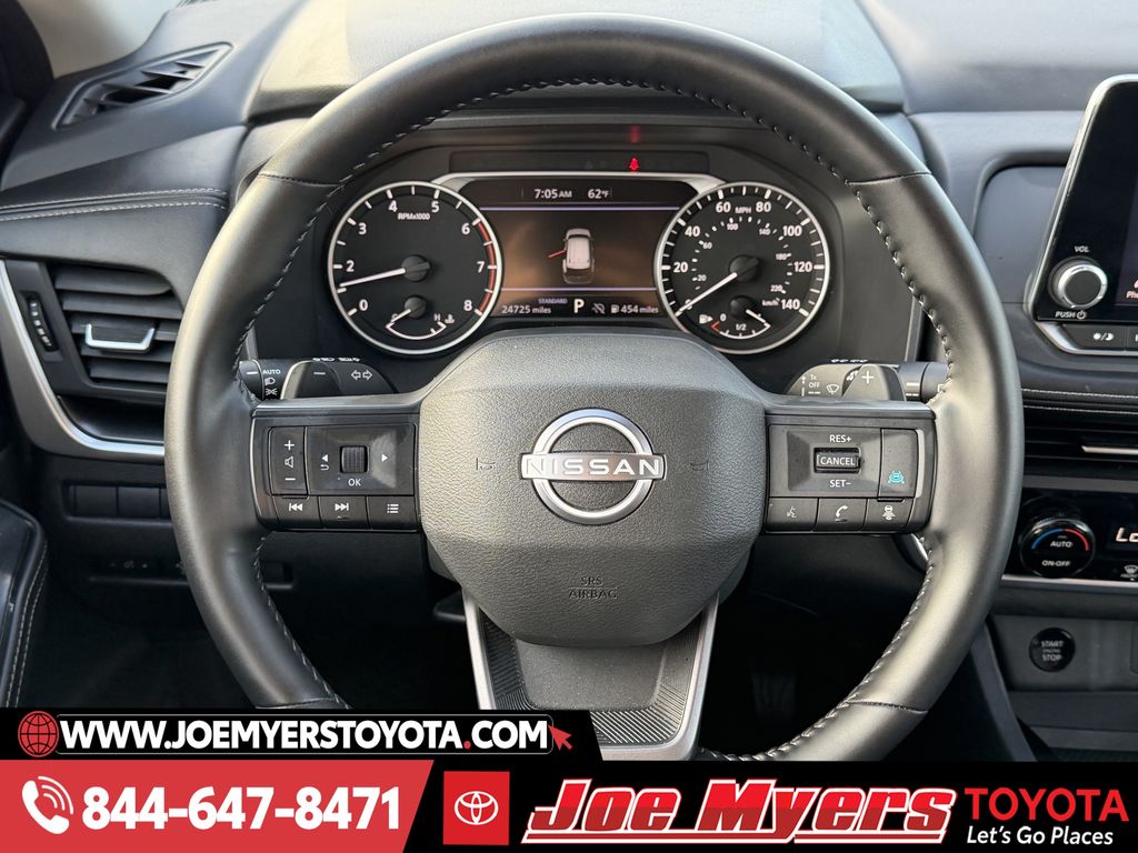 Used 2025 Super Black Nissan SV image 14