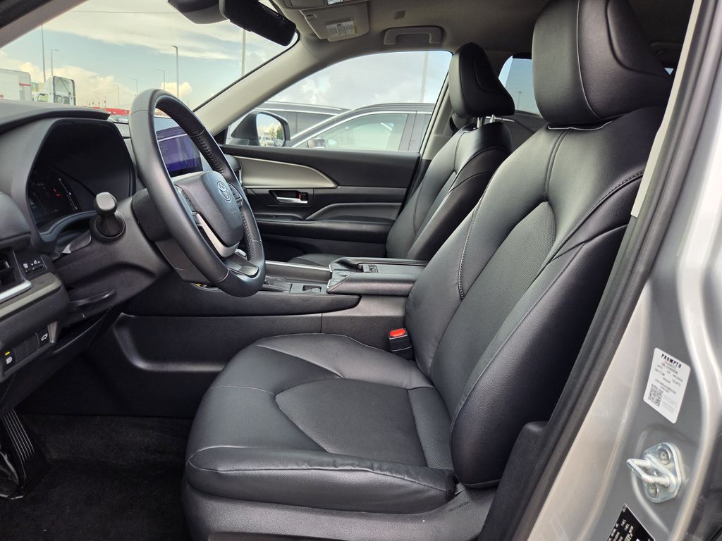 Used 2025 Celestial Silver Metallic Toyota XLE image 27