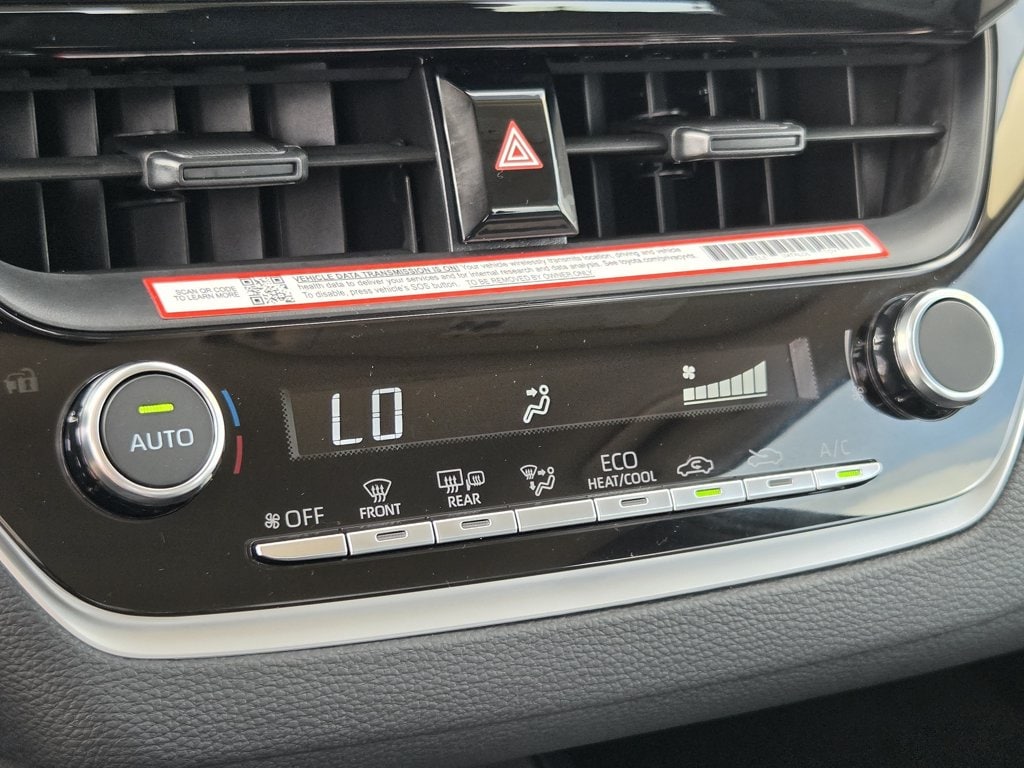 Used 2026 Ice Toyota LE image 20