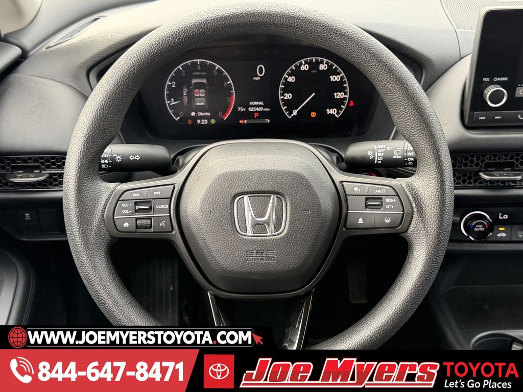 Used 2025 Urban Gray Pearl Honda LX image 16