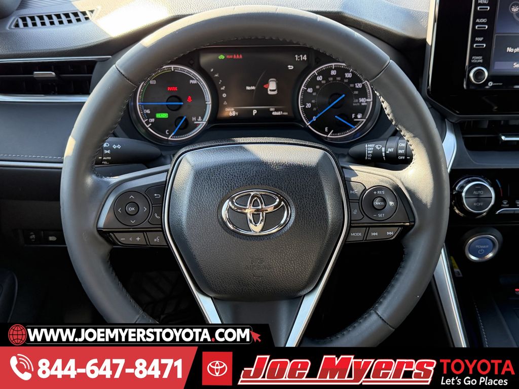 Used 2022 Ruby Flare Pearl Toyota XLE image 15