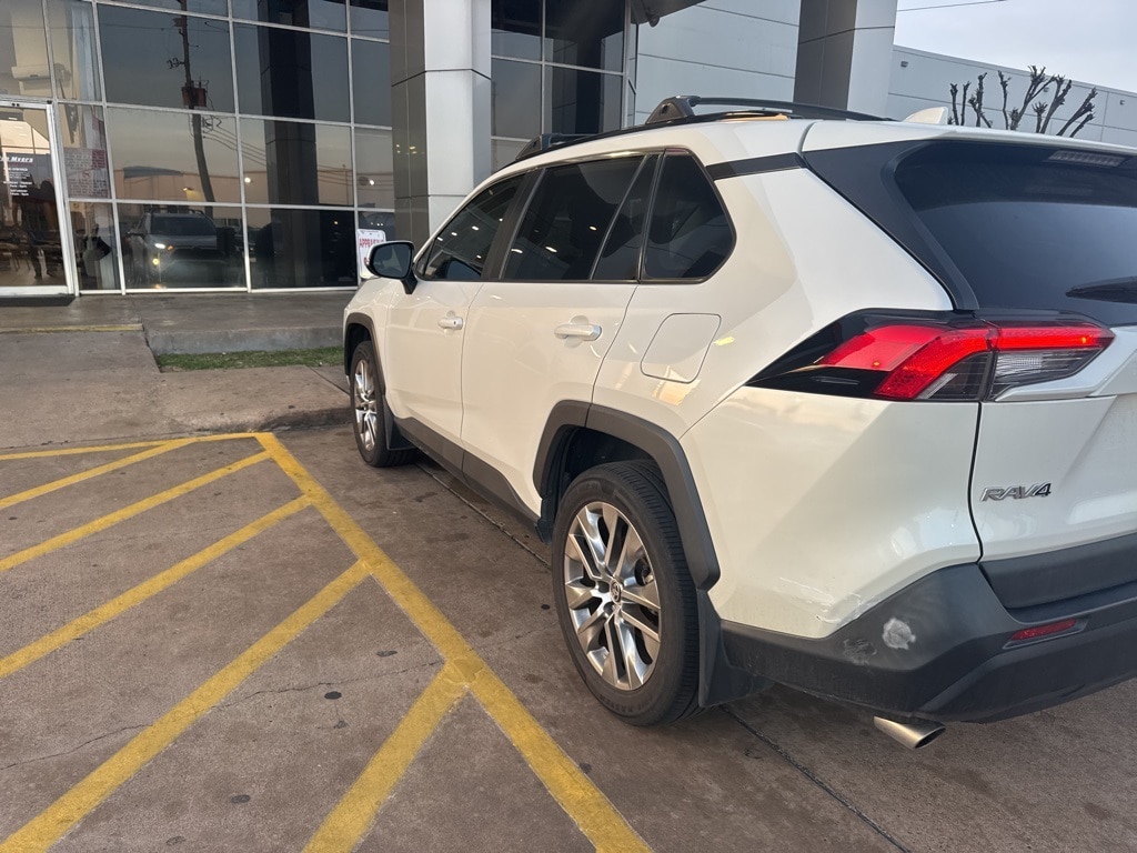 Used 2021 Toyota RAV4 XLE Premium SUV